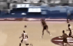 乔丹、科比、詹姆斯隔空PK 梦之队10佳球告诉