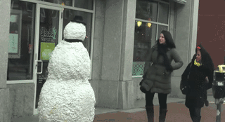 路滑扑街、裸奔、奇葩，北美一下雪，街上全是熊孩子