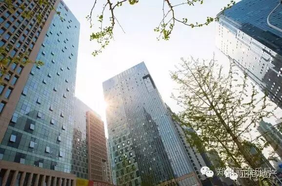 地产界的奥斯卡颁给了他 正商还是你记忆里的