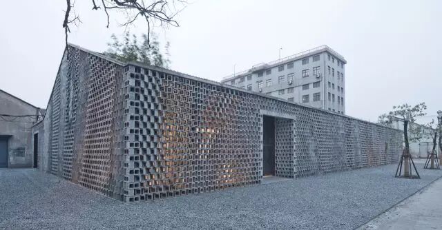 【外墙】他居然把两毛钱一块的砖头,玩出如此