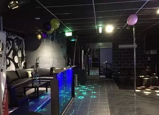 玩“脱”了！22岁澳洲姑娘开夜店！20人群P！自由换妻！老外城会玩！ - 10
