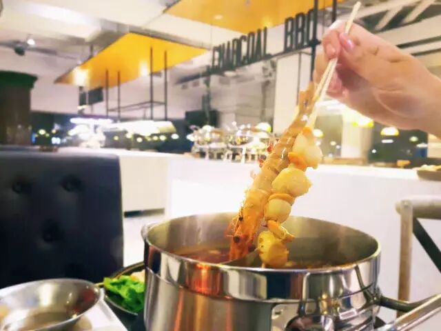 这家串串香居然开在Cafe里，还能同时吃到烧烤+火锅，上百种菜品随你选？8周年全新升级，悉尼本土串串就是这么高级！ - 25