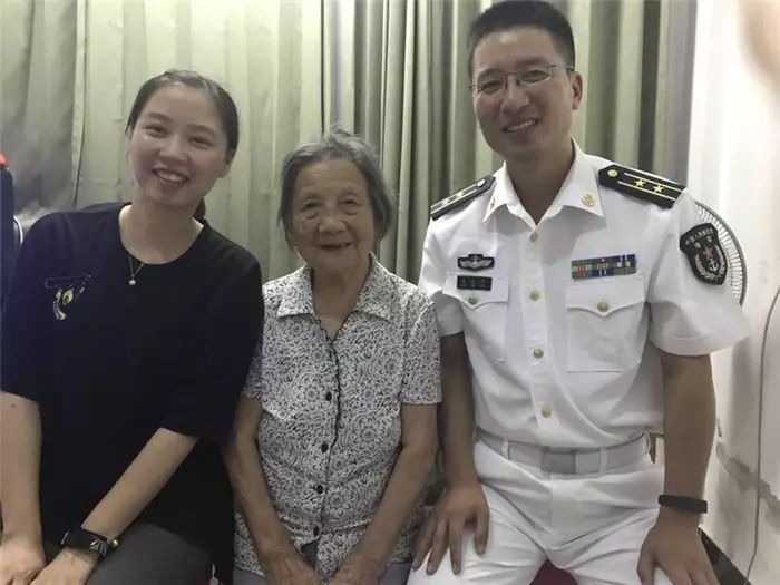 荔枝军事：中校军官与妻子的“私房话”泄露了，内容大有看头