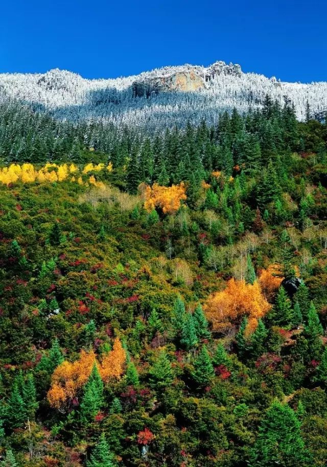 国内唯一敢叫板稻城亚丁的小县城 国庆走起(图