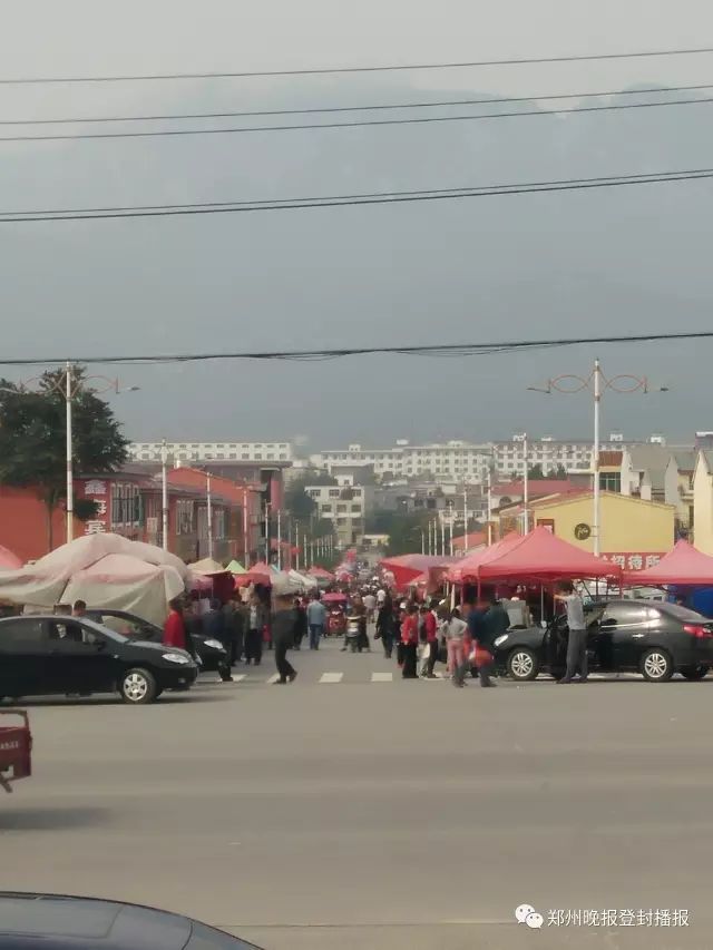 从市区搬到少林办的登封星期天市场怎么样了?听说依旧很火啊!4767 作者:一天一点晴 帖子ID:284012 从市区搬到少林办的登封星期天市场怎么样了?听说依旧很火啊!4767 作者:一天一点晴 帖子ID:284012