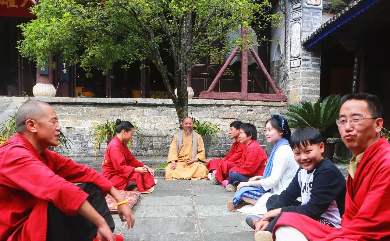 大理苍山深处藏着三处美景:寂照庵,莫催茶室和无为寺