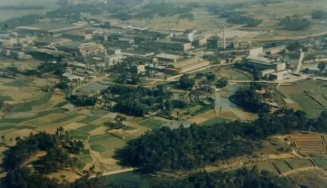 50年前思蒙火车站大批人口涌入,致使眉山出名