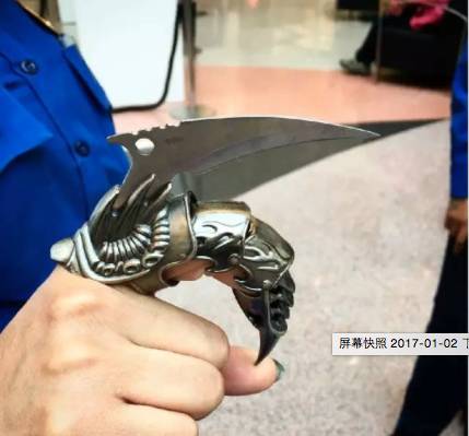看过美国机场安检缴获的违禁品，才知道神马叫大开眼界！