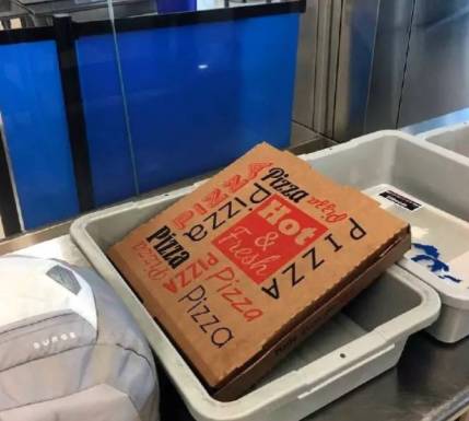 看过美国机场安检缴获的违禁品，才知道神马叫大开眼界！
