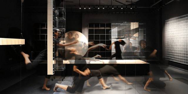 新作|ACC SHOP女性饰品店:自我的演示或掩饰