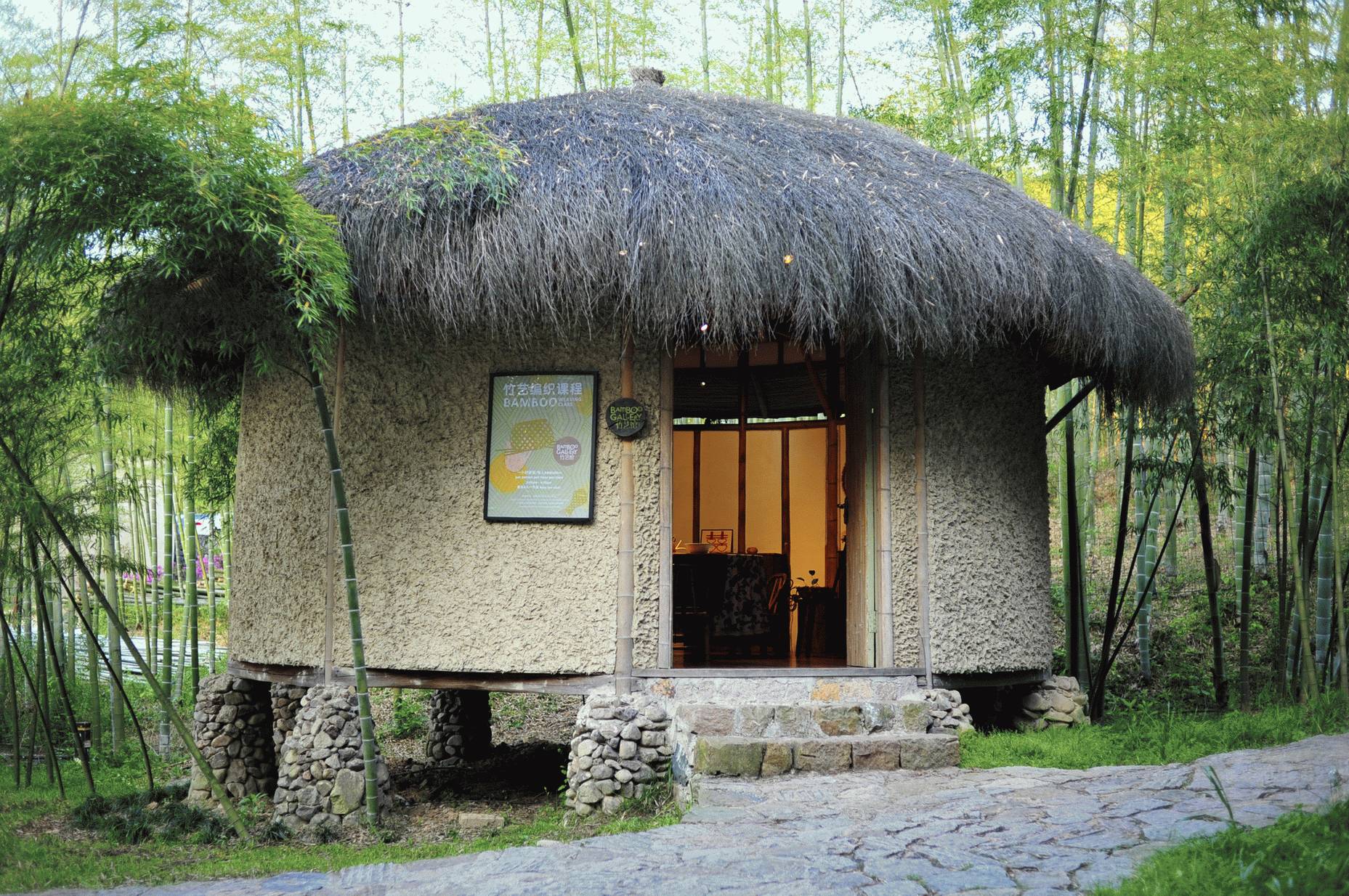 原木＋绿植组成的清新小屋 被阳光眷顾的温暖小屋……