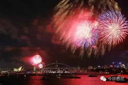 悉尼烟火9点场突发爆炸！上千人疏散！零点场彩虹烟花震撼全球！澳洲华人搓着麻将率先跨年！图集抢先看！ - 133