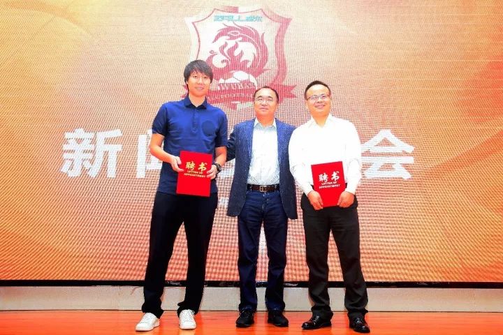 卓尔官方宣布李铁出任总经理 俱乐部高层大换