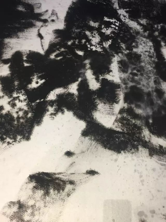 思无界 · 行无疆 · 历史的天空 · 笔陈墨横 | 王晖水墨睿绅洋服艺术作品展