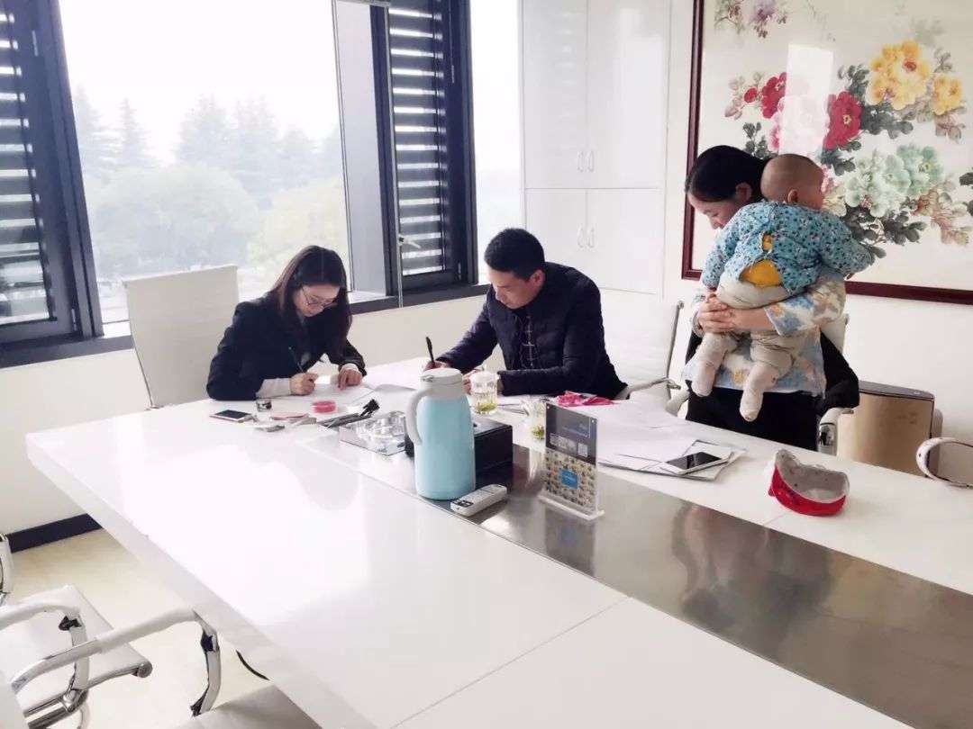 熱烈祝賀陸總簽約創(chuàng)綠家浙江省縣級代理！
