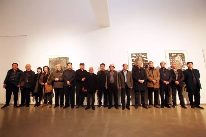 大匠良师：郑今东作品展开幕