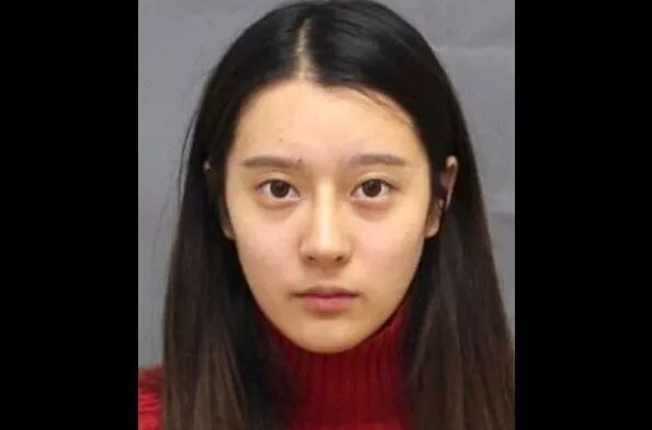 19岁华裔美少女在地下室做起了这种事 恐被遣返（图） - 1
