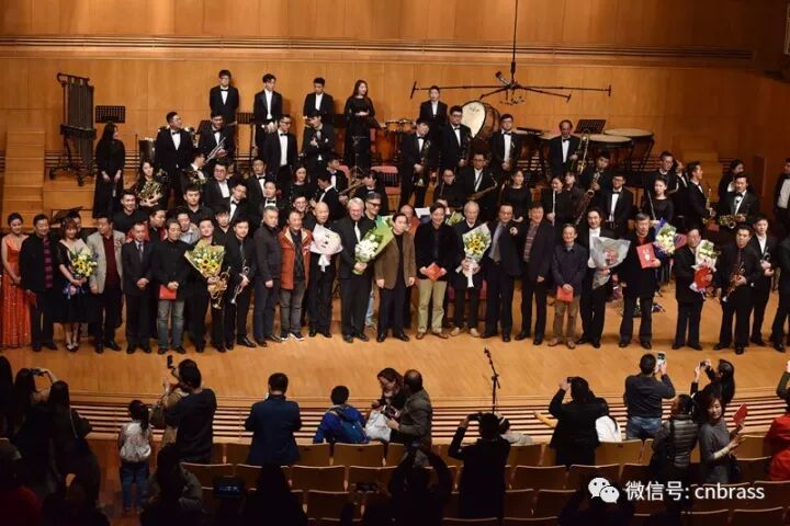 江苏东方交响管乐团