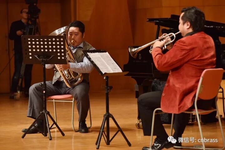 江苏东方交响管乐团