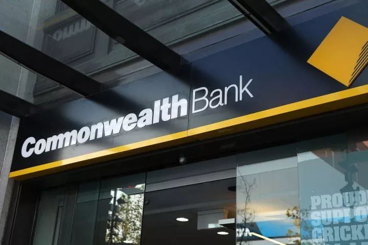 突发：澳最大商业银行承认违反洗钱及反恐法规 - 1