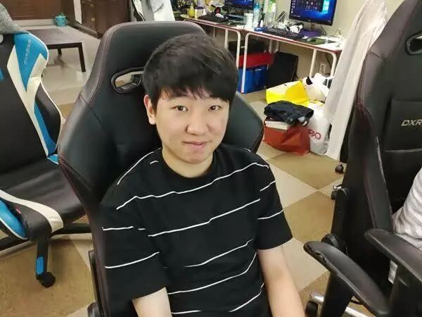 S8伊始LCK五大上单，这位选手没进世界赛却公认第一！