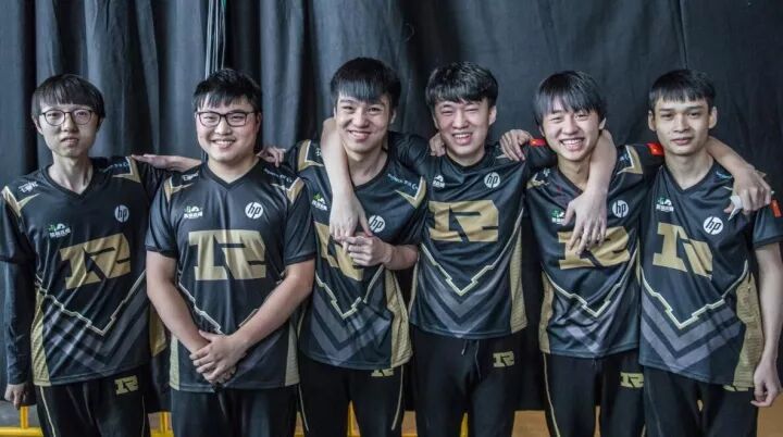 穷途未必就是末路，尽吾志也，而不能至者，可以无悔矣！