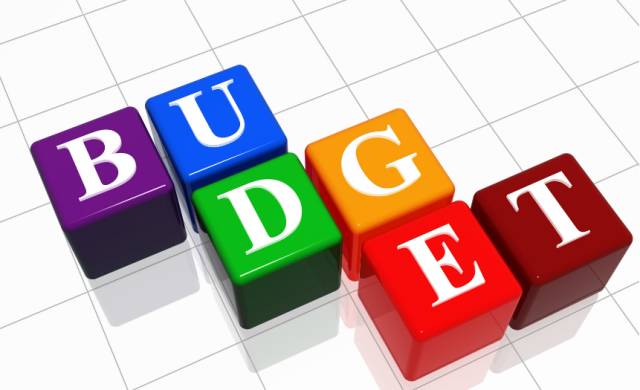 澳政府发布中期预算报告 下调今财年经济增速预期 - 1