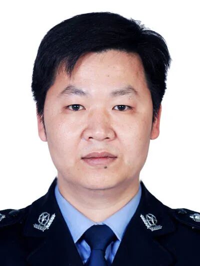 痛心共1306人