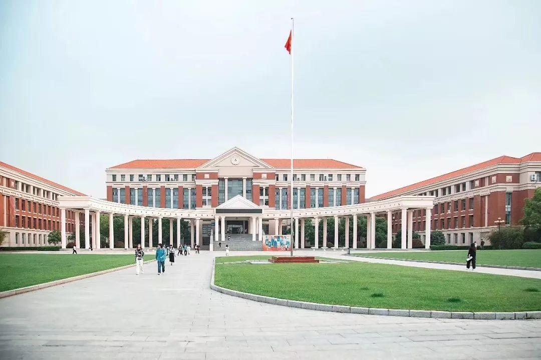 南京传媒大学南广学院图片