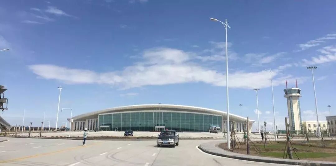图木舒克机场十月通航,将为往返50团带来极大便利