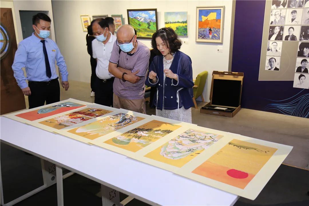 四大名家数字艺术展迎来高潮,名家大师荟萃一堂! 四大名家数字艺术展迎来高潮,名家大师荟萃一堂!