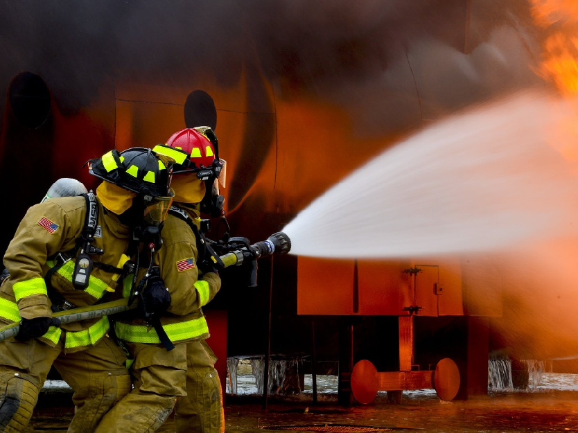 冬季消防安全科普知识/校园消防演练/消防宣传月-样式模板素材-135
