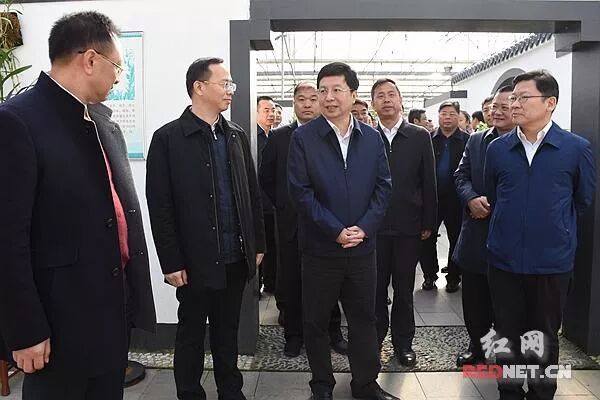 不寻常湖南省委常委会会议研究长沙发展这两位市委书记列席参会