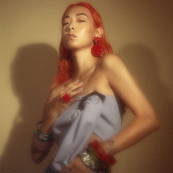 推荐 Rina Sawayama 千禧年后的怀旧酷女孩 独立策划 看见now 看见音乐